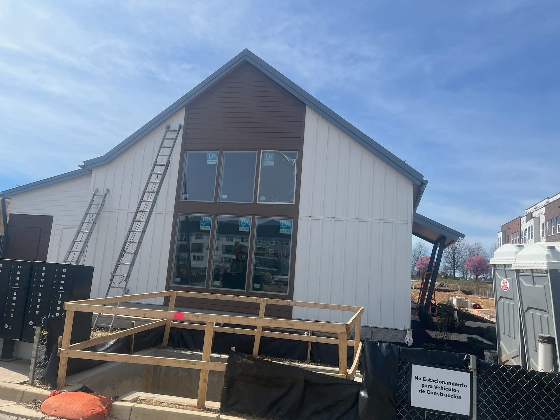 Commercial exterior painting